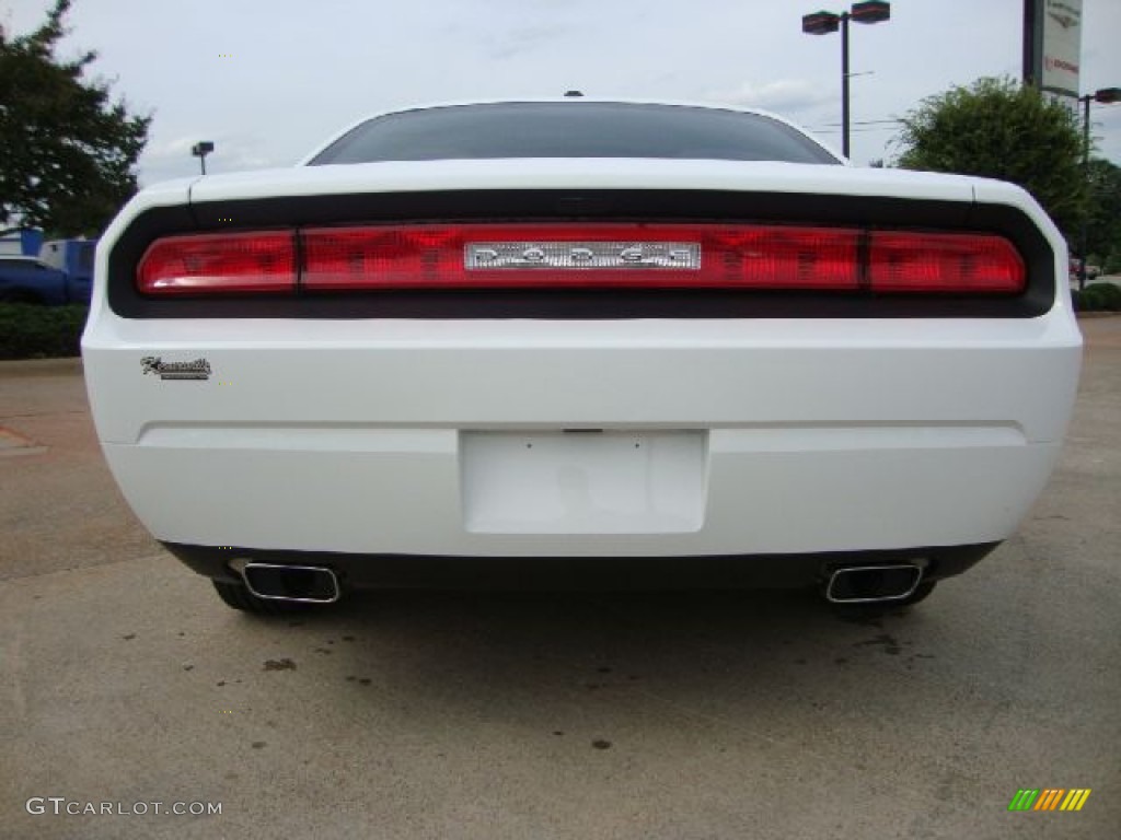 2011 Challenger SE - Bright White / Dark Slate Gray photo #4