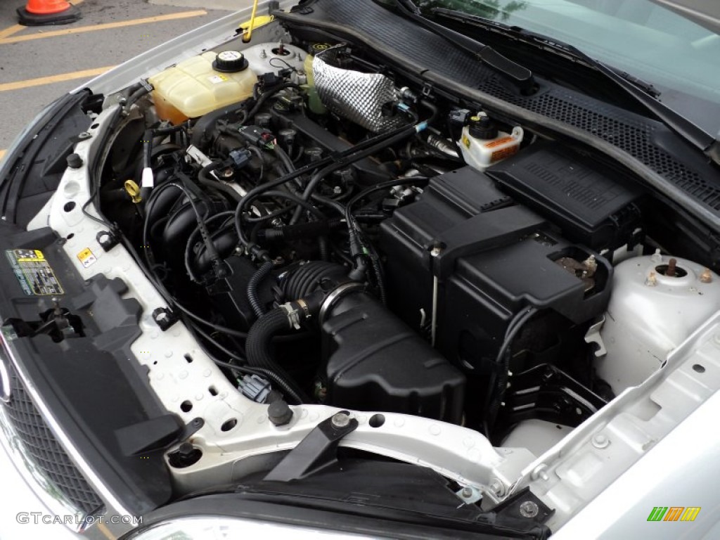 2006 Ford Focus ZXW SE Wagon 2.0L DOHC 16V Inline 4 Cylinder Engine Photo #53438432