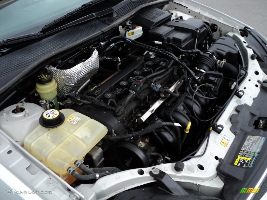 2006 Ford Focus ZXW SE Wagon 2.0L DOHC 16V Inline 4 Cylinder Engine Photo #53438459