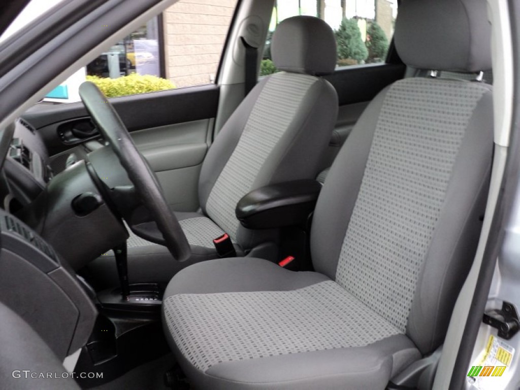 2006 Ford Focus ZXW SE Wagon interior Photo #53438548