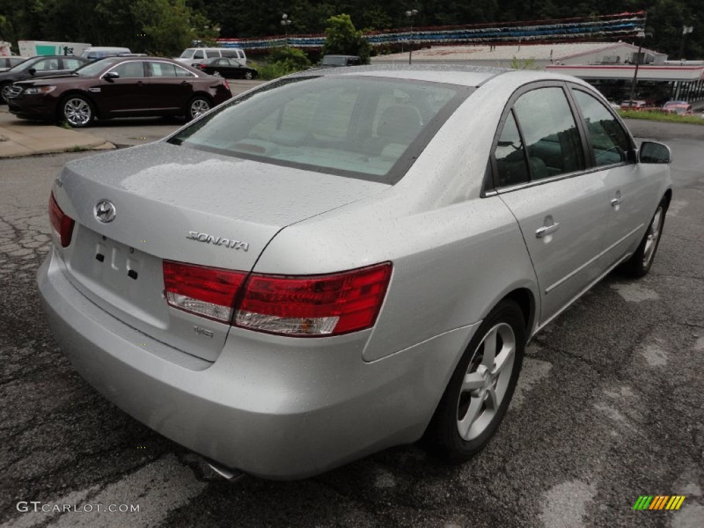 2006 Sonata LX V6 - Bright Silver / Gray photo #6