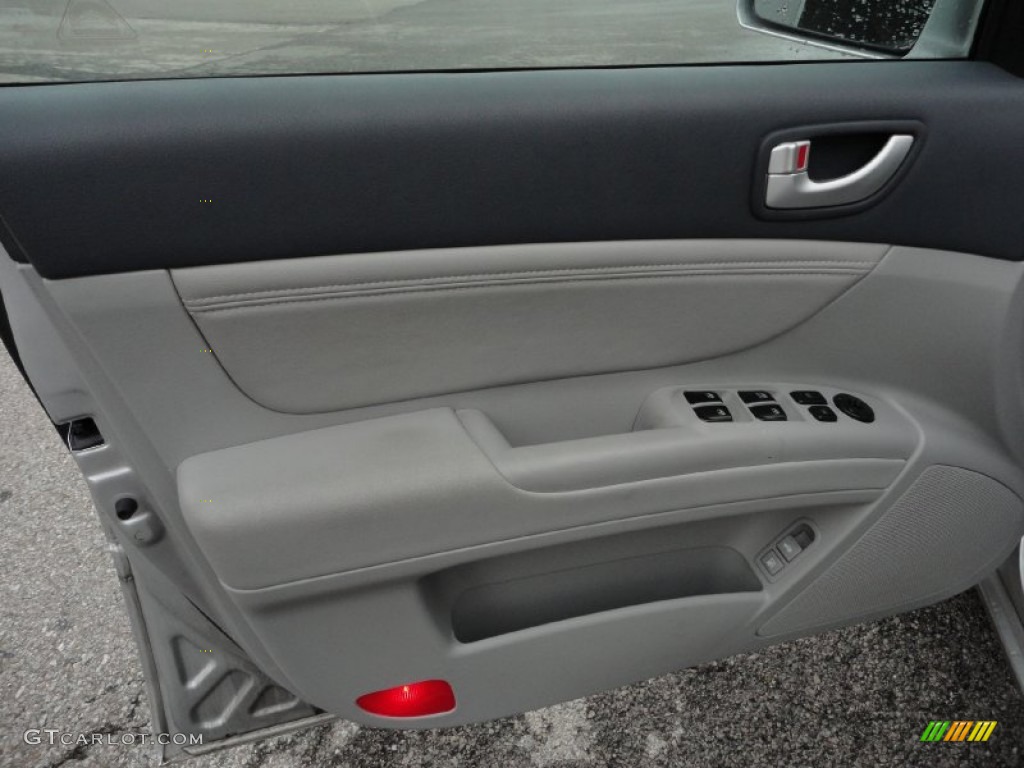 2006 Sonata LX V6 - Bright Silver / Gray photo #12