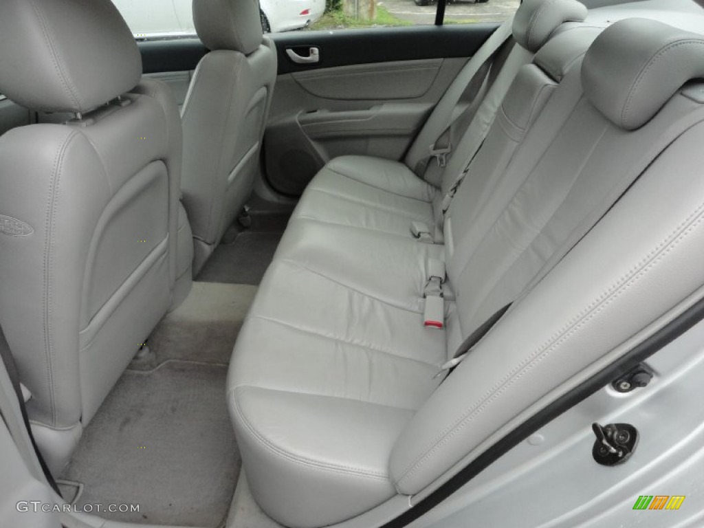 2006 Sonata LX V6 - Bright Silver / Gray photo #13