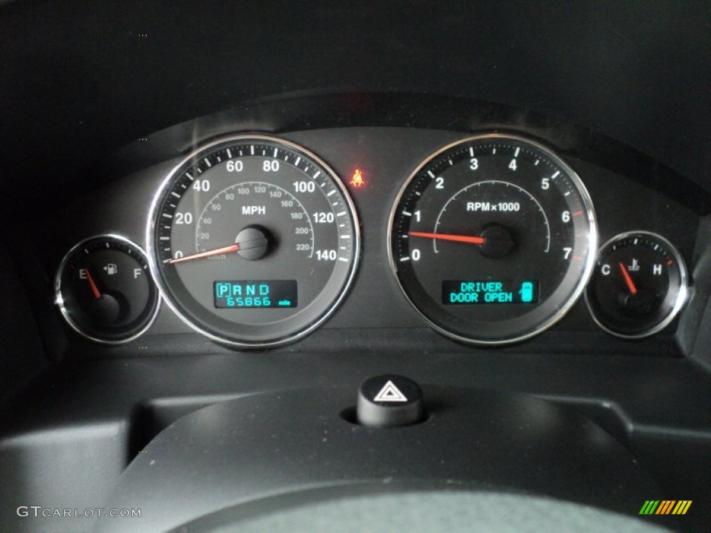 2007 Jeep Commander Overland 4x4 Gauges Photos