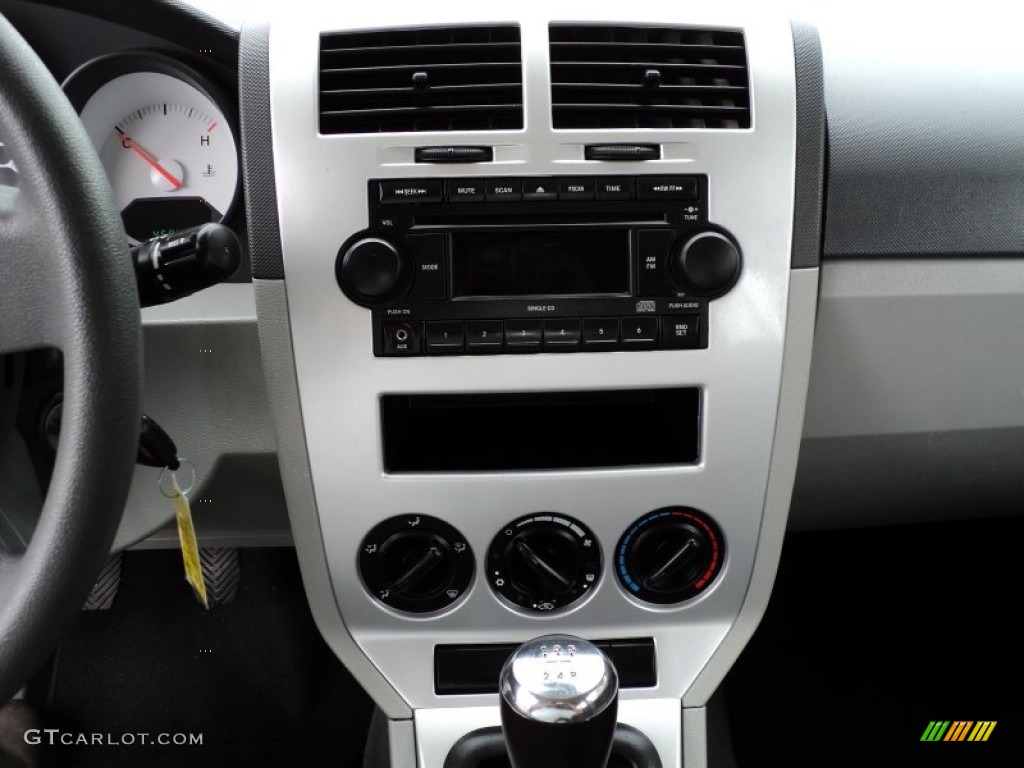 2007 Dodge Caliber SE Controls Photo #53441516