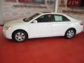 Super White - Camry LE Photo No. 3