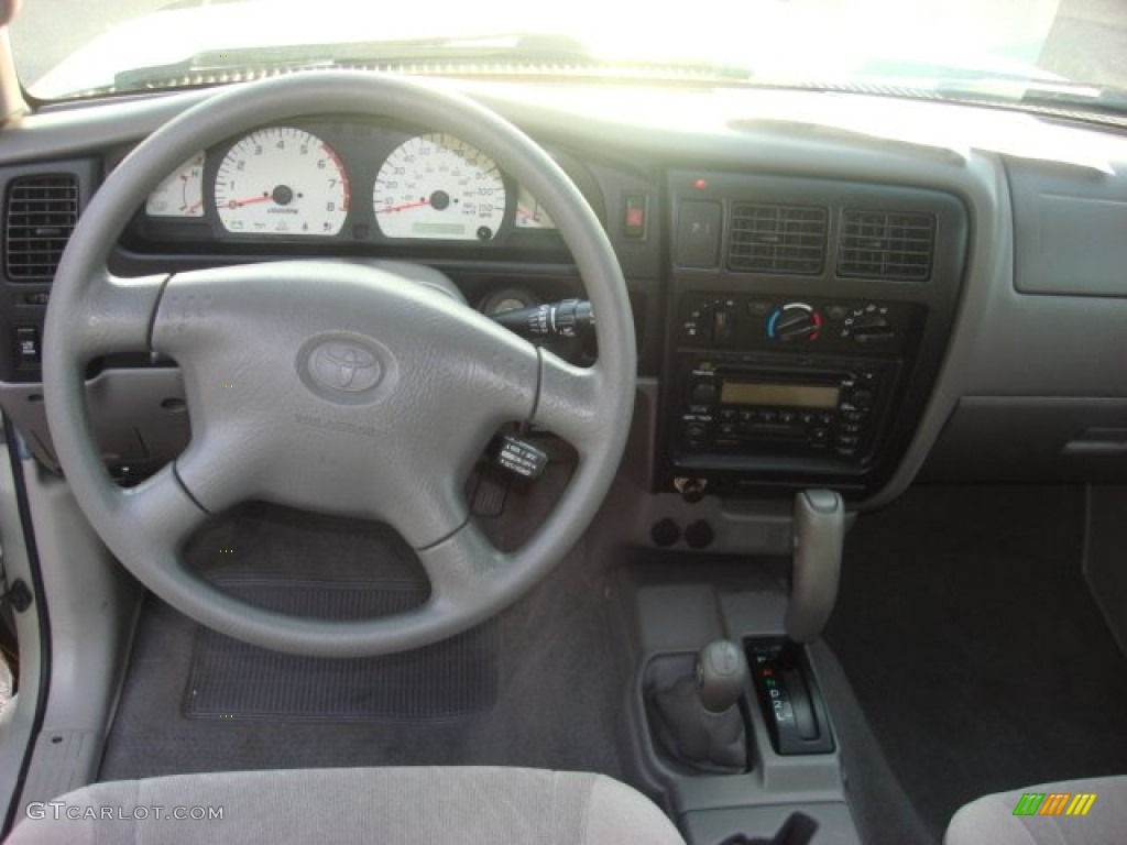 2004 Tacoma V6 Double Cab 4x4 - Lunar Mist Metallic / Charcoal photo #10