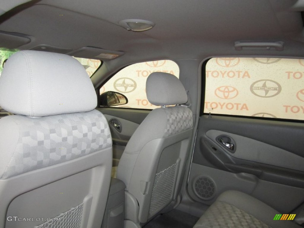 2005 Malibu Maxx LS Wagon - White / Gray photo #19