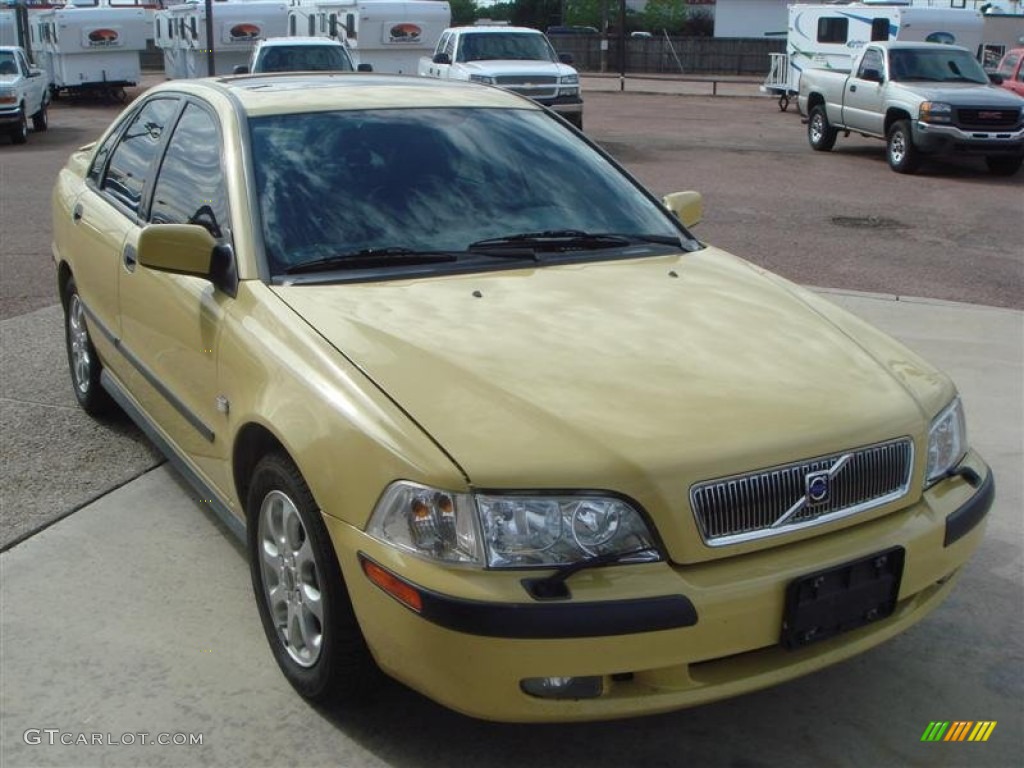 2001 S40 1.9T SE - Panama Yellow / Off Black photo #4