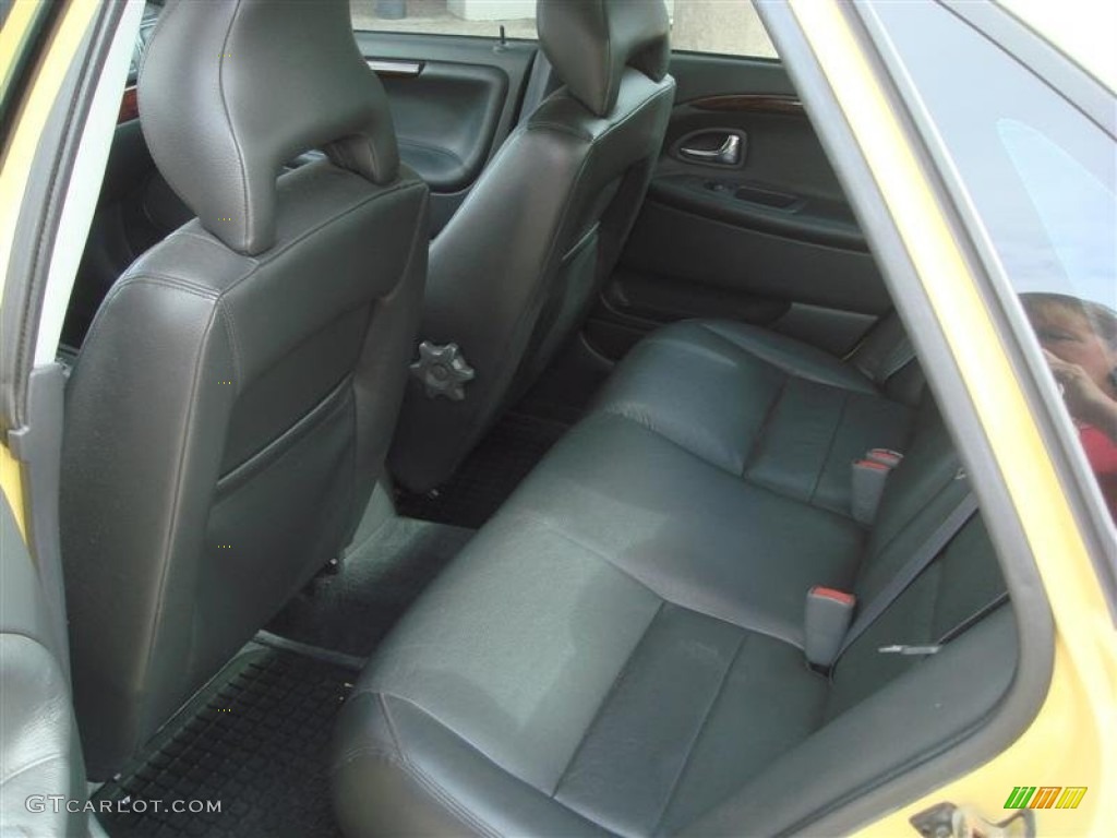 2001 S40 1.9T SE - Panama Yellow / Off Black photo #6