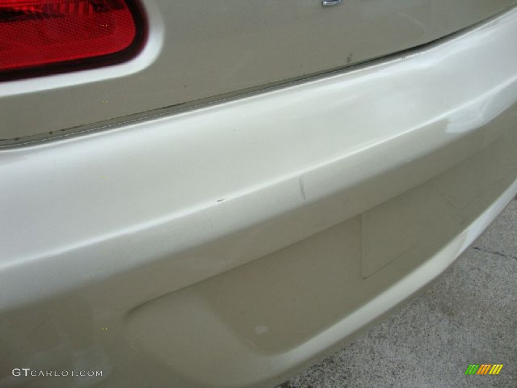 2010 Sebring Limited Sedan - White Gold / Dark Slate Gray photo #33