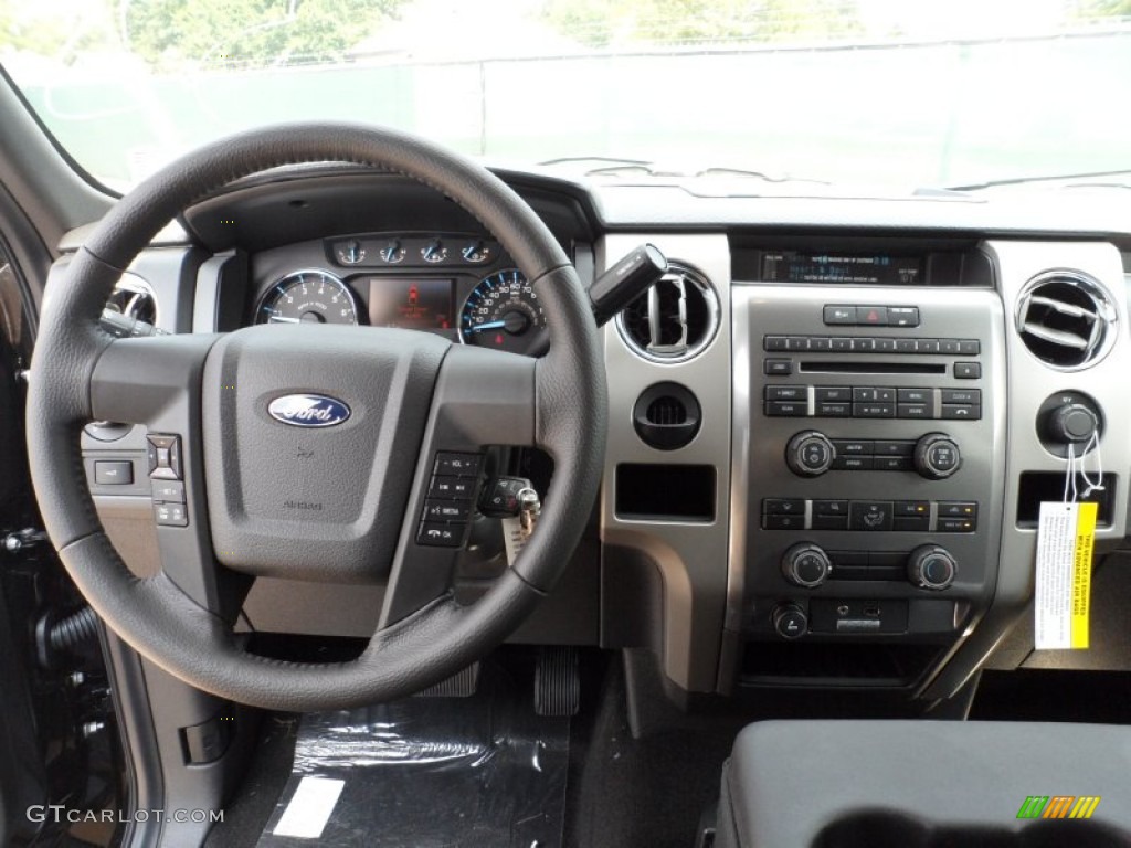 2011 Ford F150 XLT SuperCrew Black Dashboard Photo #53450390