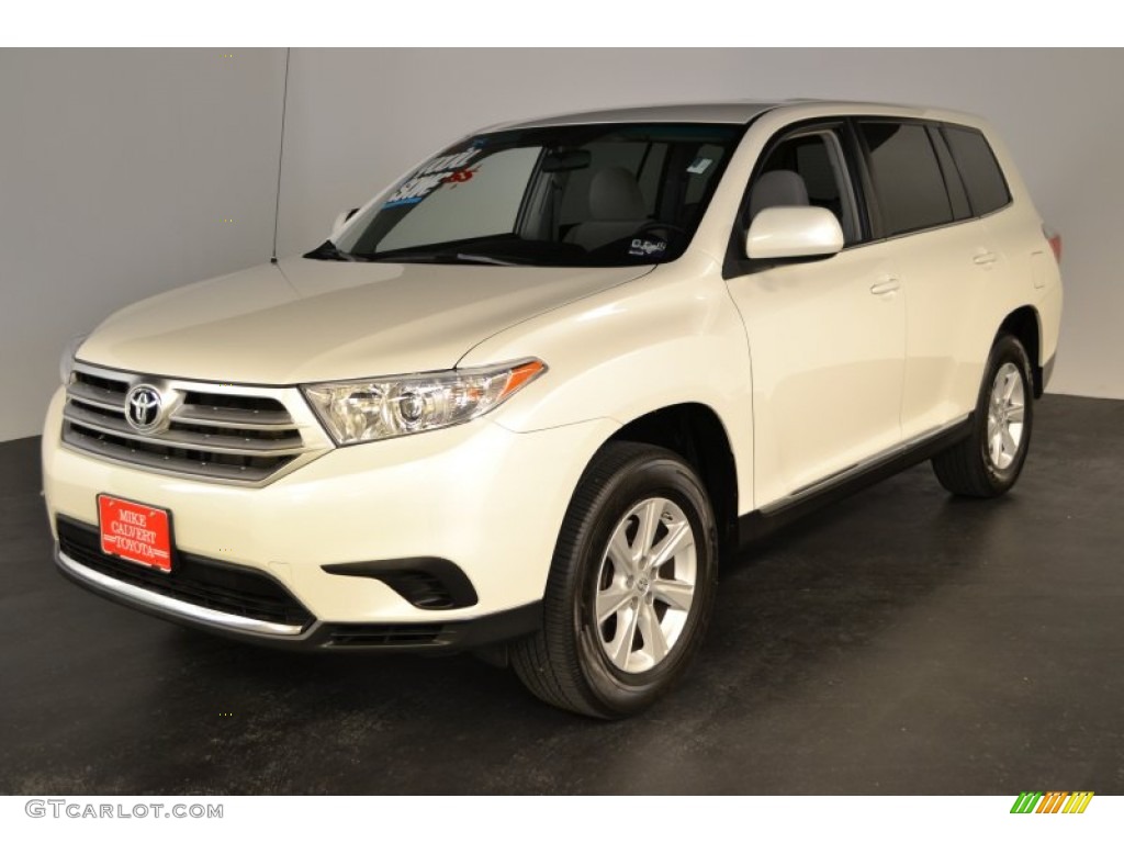 2011 Highlander V6 - Blizzard White Pearl / Ash photo #1