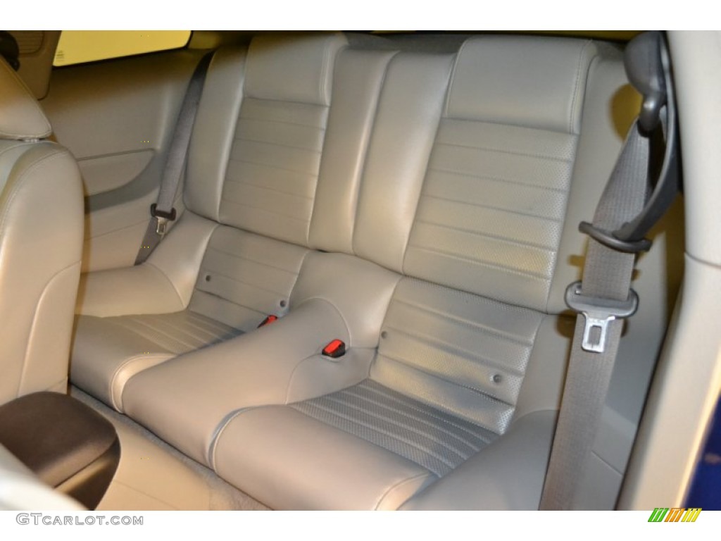 Light Graphite Interior 2008 Ford Mustang GT Deluxe Coupe Photo #53452297