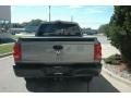 Mineral Gray Metallic - Dakota SXT Crew Cab 4x4 Photo No. 5
