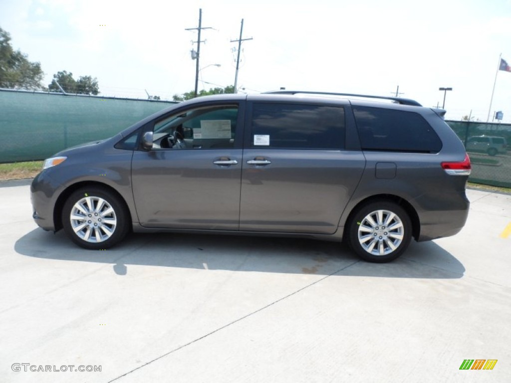 2011 Sienna Limited - Predawn Gray Mica / Light Gray photo #6