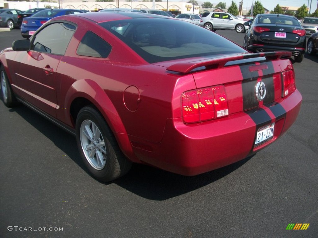 2005 Mustang V6 Deluxe Coupe - Redfire Metallic / Medium Parchment photo #5