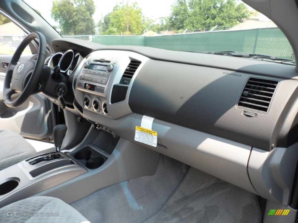 2011 Tacoma V6 SR5 PreRunner Double Cab - Magnetic Gray Metallic / Graphite Gray photo #18