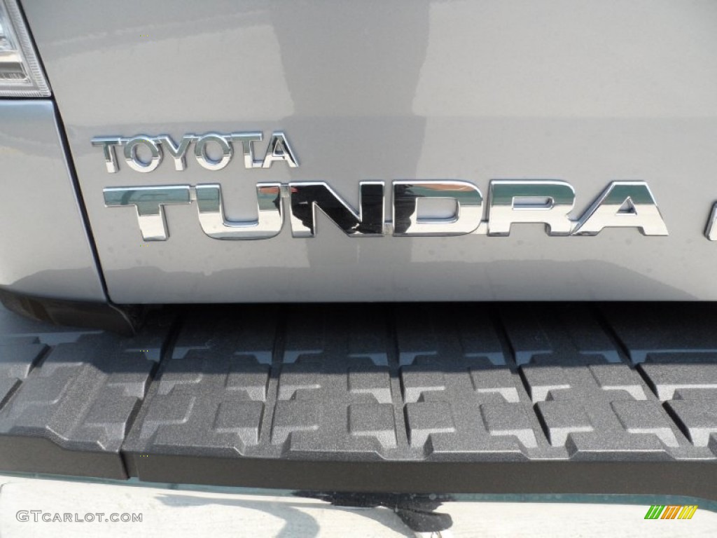 2011 Tundra SR5 CrewMax 4x4 - Silver Sky Metallic / Graphite Gray photo #18