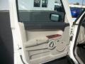 2007 Stone White Jeep Commander Limited 4x4  photo #11