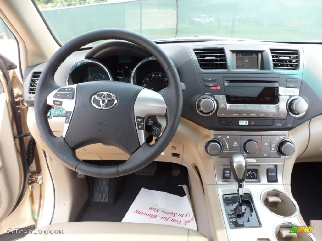 2012 Toyota Highlander SE Controls Photo #53459624