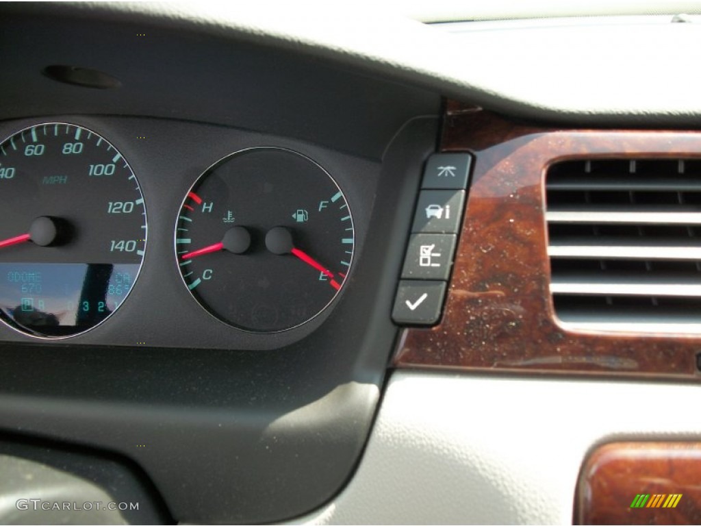 2011 Impala LT - Cyber Gray Metallic / Ebony photo #43