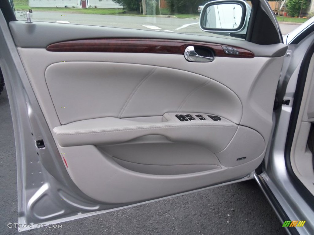 2009 Buick Lucerne CXL Titanium Door Panel Photo #53462015