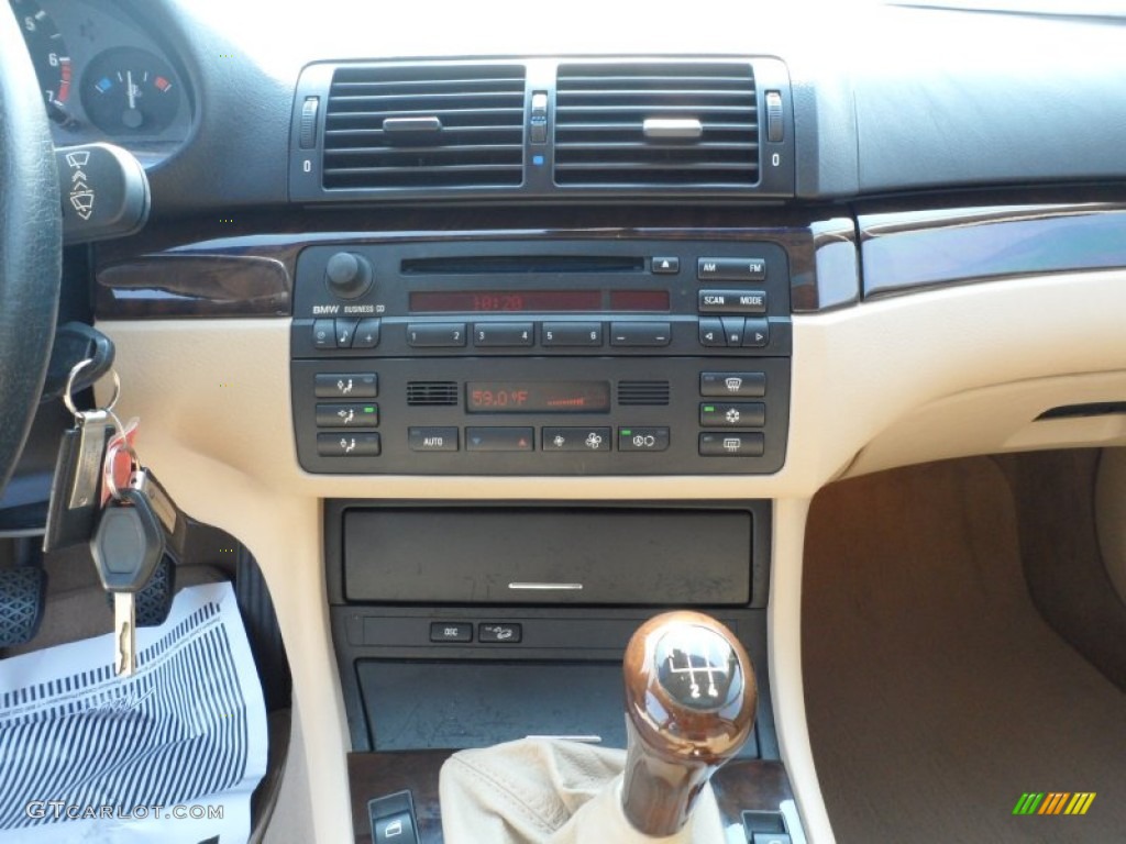 2003 3 Series 325xi Sedan - Orient Blue Metallic / Sand photo #43