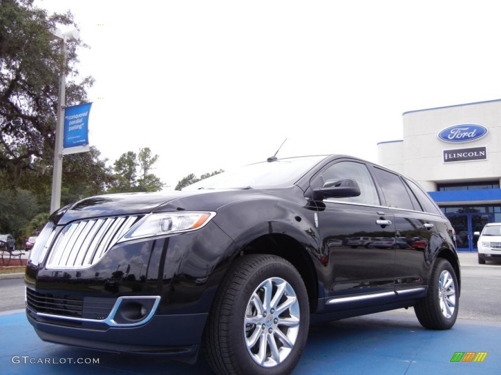 Tuxedo Black Metallic Lincoln MKX