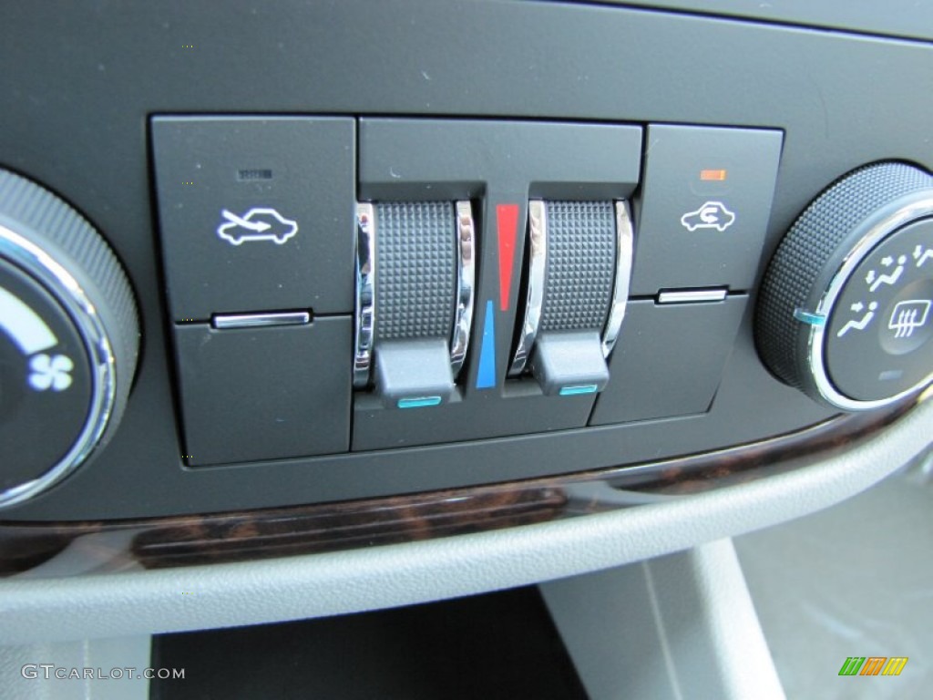 2012 Chevrolet Impala LT Controls Photo #53467150