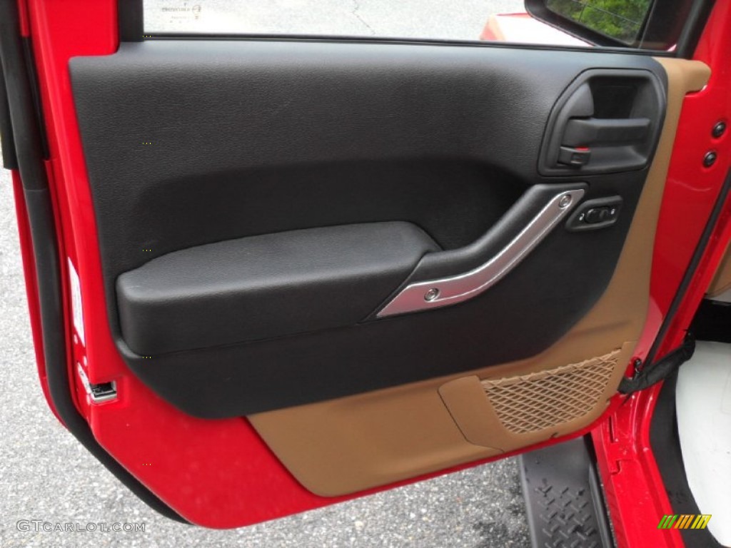 2012 Jeep Wrangler Unlimited Sahara 4x4 Black/Dark Saddle Door Panel Photo #53467804