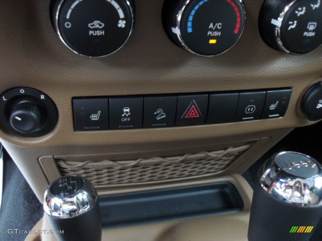 2012 Jeep Wrangler Unlimited Sahara 4x4 Controls Photo #53467829