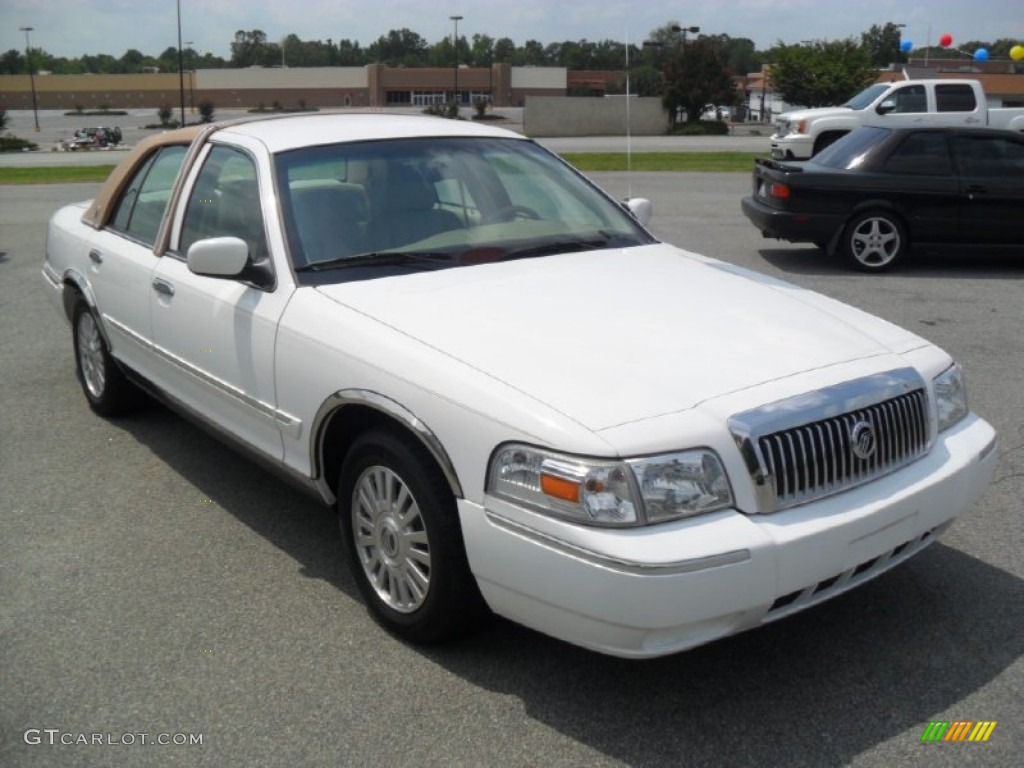 2006 Grand Marquis LS - Vibrant White / Light Camel photo #5