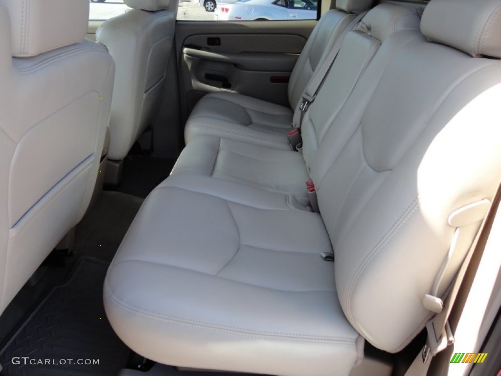 Tan/Neutral Interior 2006 Chevrolet Avalanche LT Photo #53470556