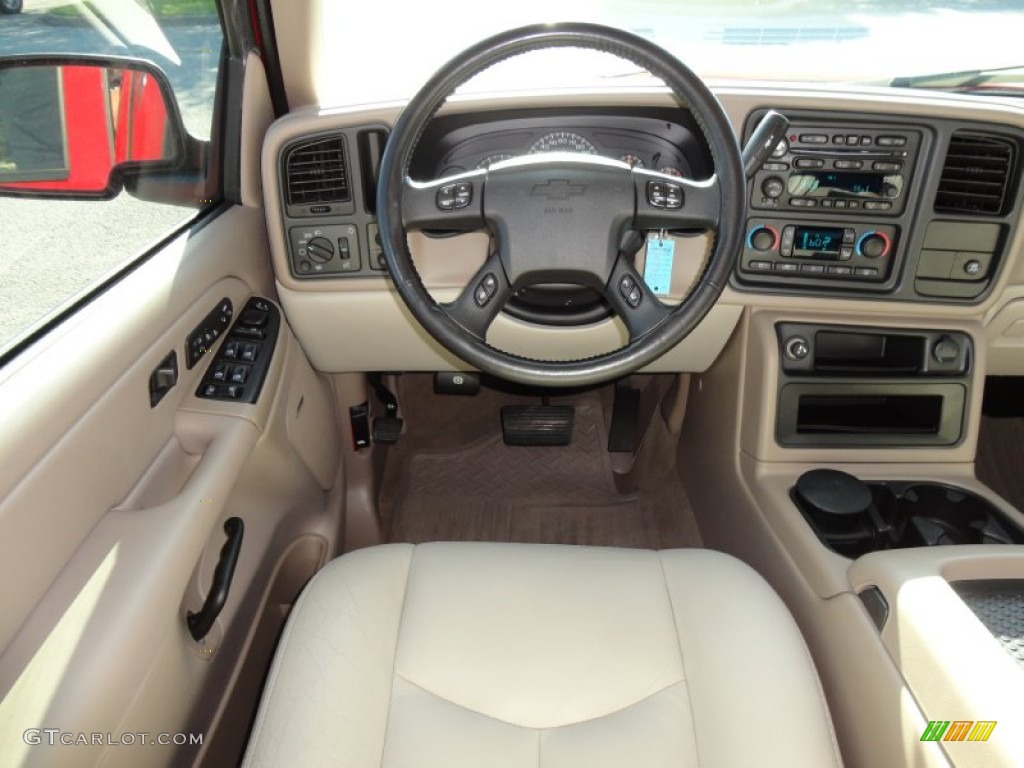 2006 Chevrolet Avalanche LT Tan/Neutral Dashboard Photo #53470572