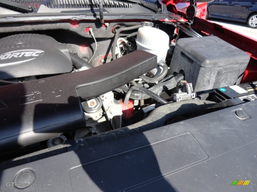 2006 Chevrolet Avalanche LT 5.3 Liter OHV 16-Valve Vortec V8 Engine Photo #53470738