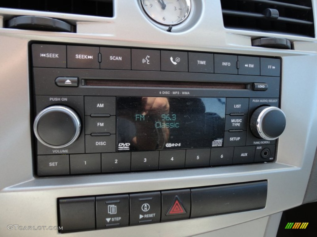 2008 Chrysler Sebring Touring Hardtop Convertible Audio System Photo #53472749