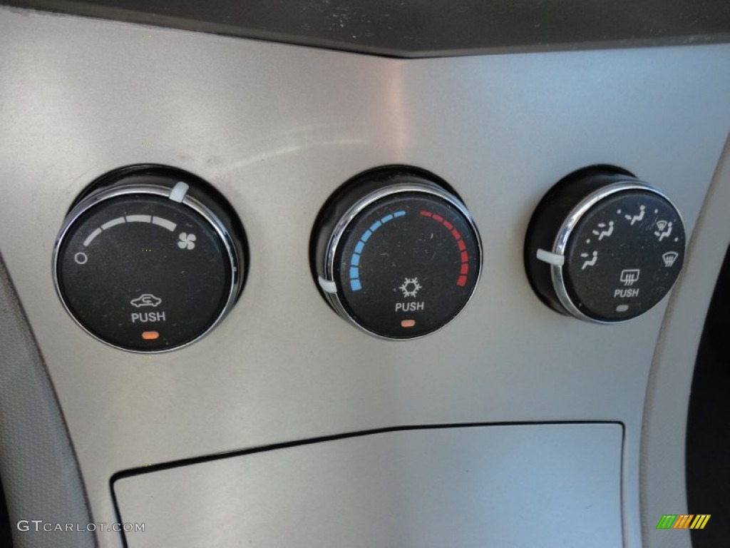 2008 Chrysler Sebring Touring Hardtop Convertible Controls Photos