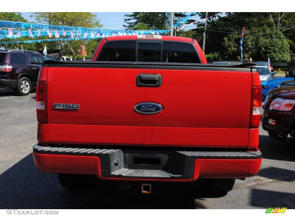 2005 F150 FX4 SuperCab 4x4 - Bright Red / Medium Flint Grey photo #5