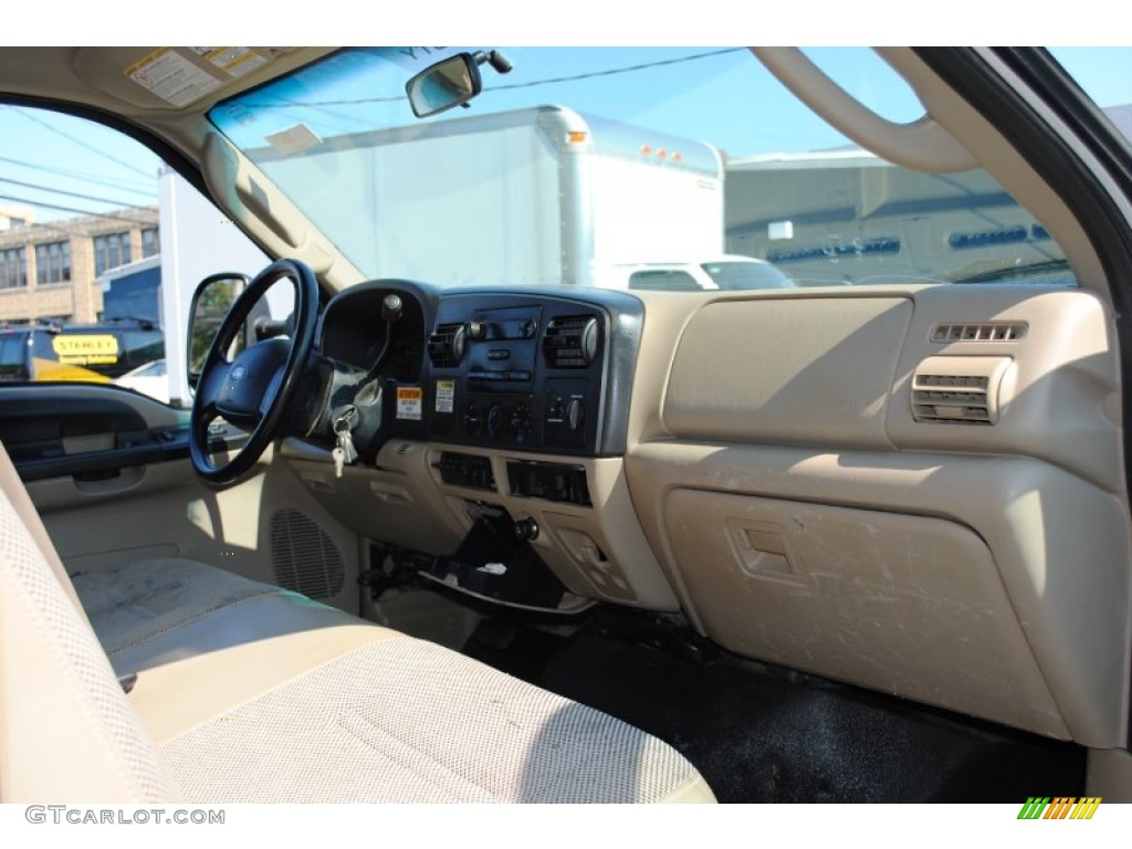 2005 Ford F550 Super Duty XL Regular Cab 4x4 Chassis Dump Truck Dashboard Photos