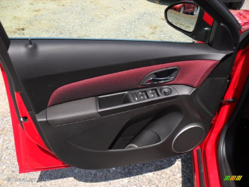 2012 Chevrolet Cruze LT/RS Jet Black/Sport Red Door Panel Photo #53481098