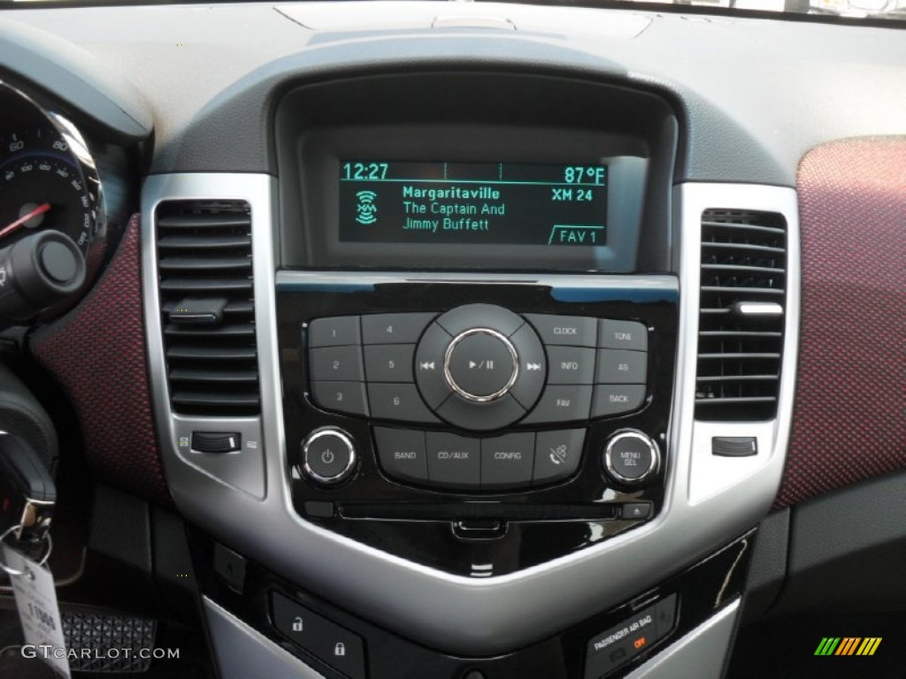 2012 Chevrolet Cruze LT/RS Controls Photo #53481125