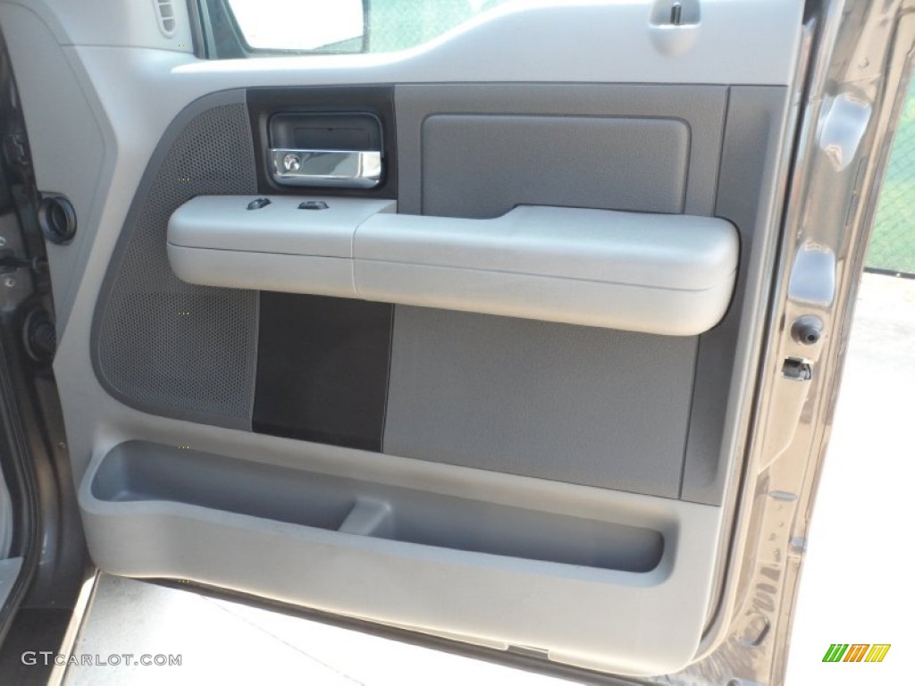 2005 F150 XLT SuperCrew - Dark Stone Metallic / Medium Flint Grey photo #31