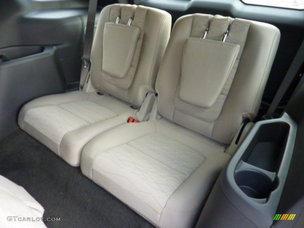 2012 Explorer FWD - White Suede / Medium Light Stone photo #12