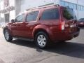 2006 Red Brawn Pearl Nissan Pathfinder LE 4x4  photo #5