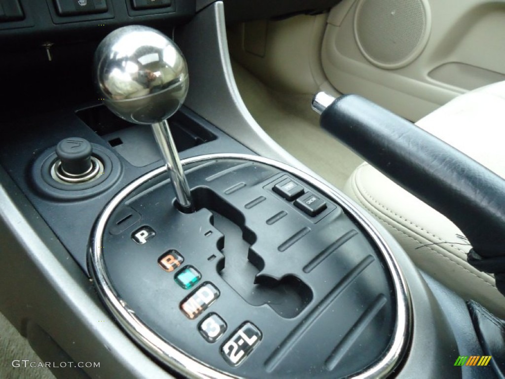2001 Lexus IS 300 Transmission Photos