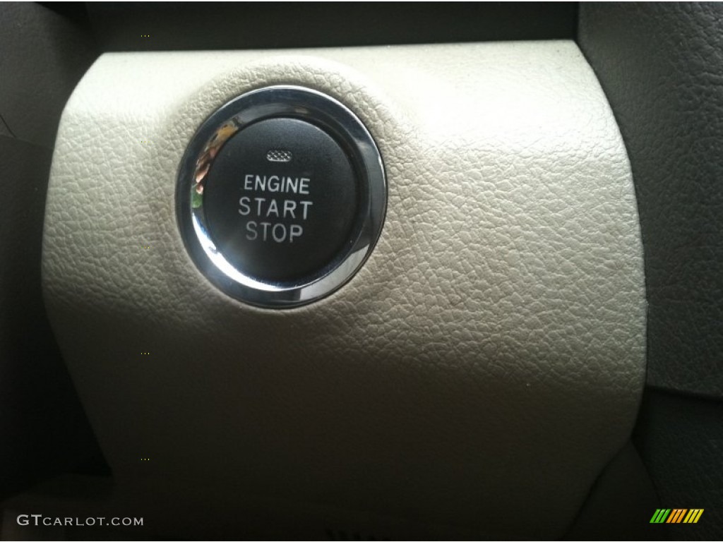 2007 Camry XLE V6 - Black / Bisque photo #21