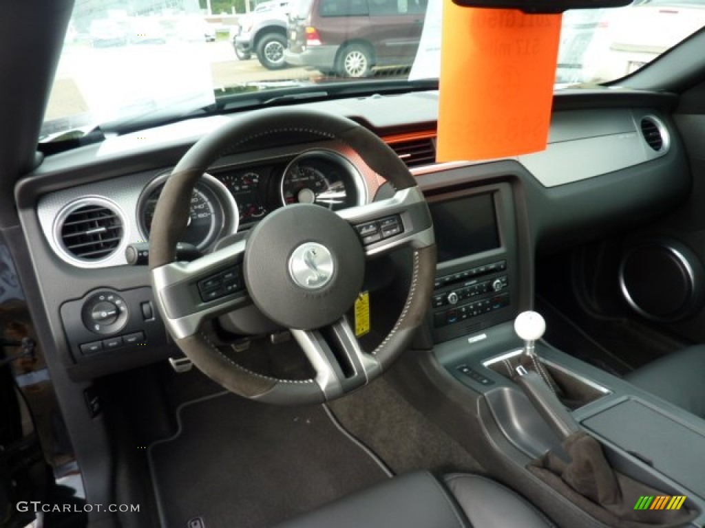 2011 Ford Mustang Shelby GT500 SVT Performance Package Coupe Charcoal Black/Black Dashboard Photo #53492600