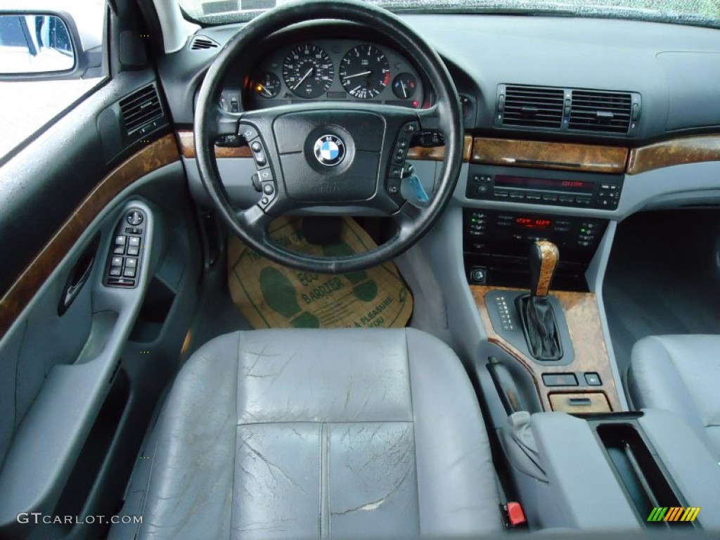 1999 BMW 5 Series 528i Sedan Grey Dashboard Photo #53494490