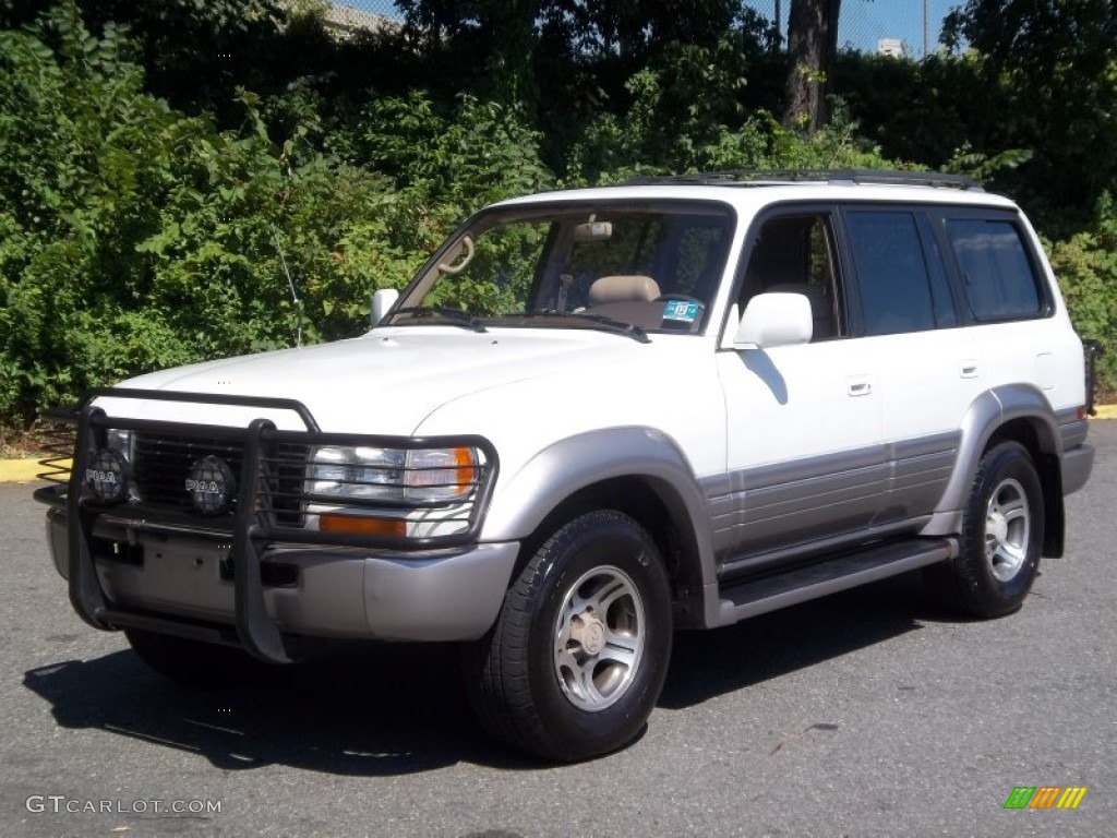 1997 LX 450 - White / Ivory photo #1